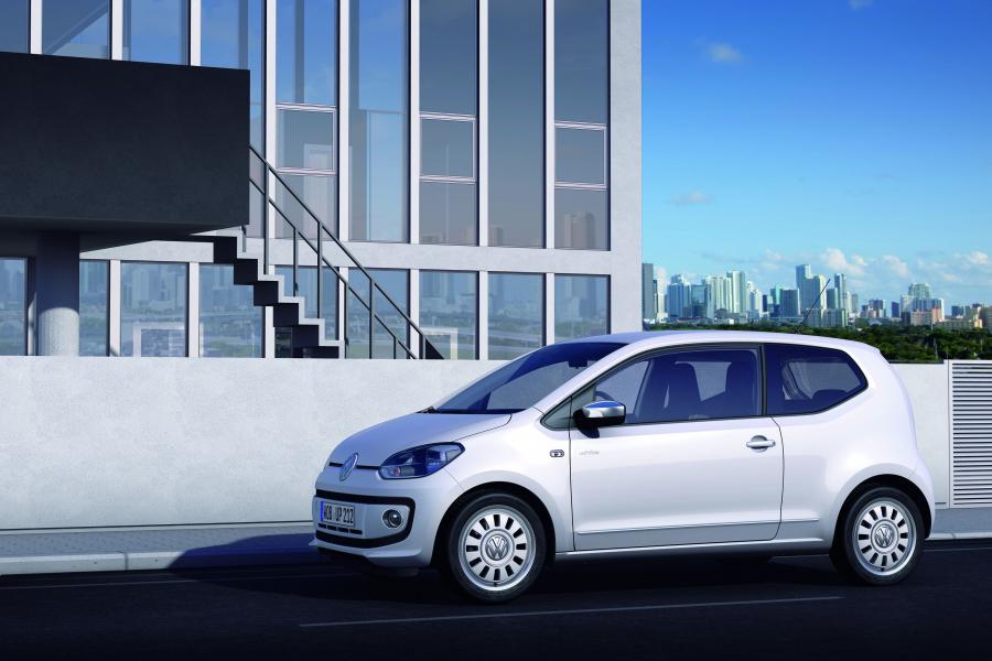 Volkswagen up! 2011 года  (фото 51 из 173)